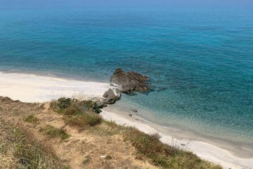Boutique Apartment With Beach Within Walking Distance, Near Tropea Parghelia Exterior photo