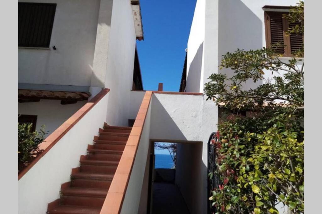 Boutique Apartment With Beach Within Walking Distance, Near Tropea Parghelia Exterior photo